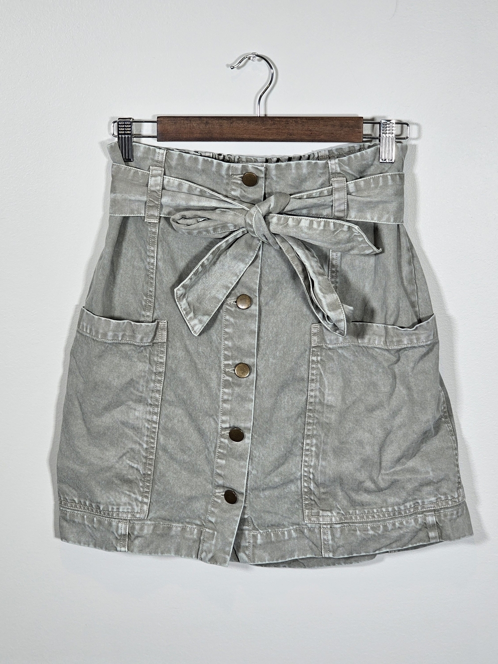 Young Fabulous & Broke Washed Light Gray Green Button-Front Mini Skirt Sz M